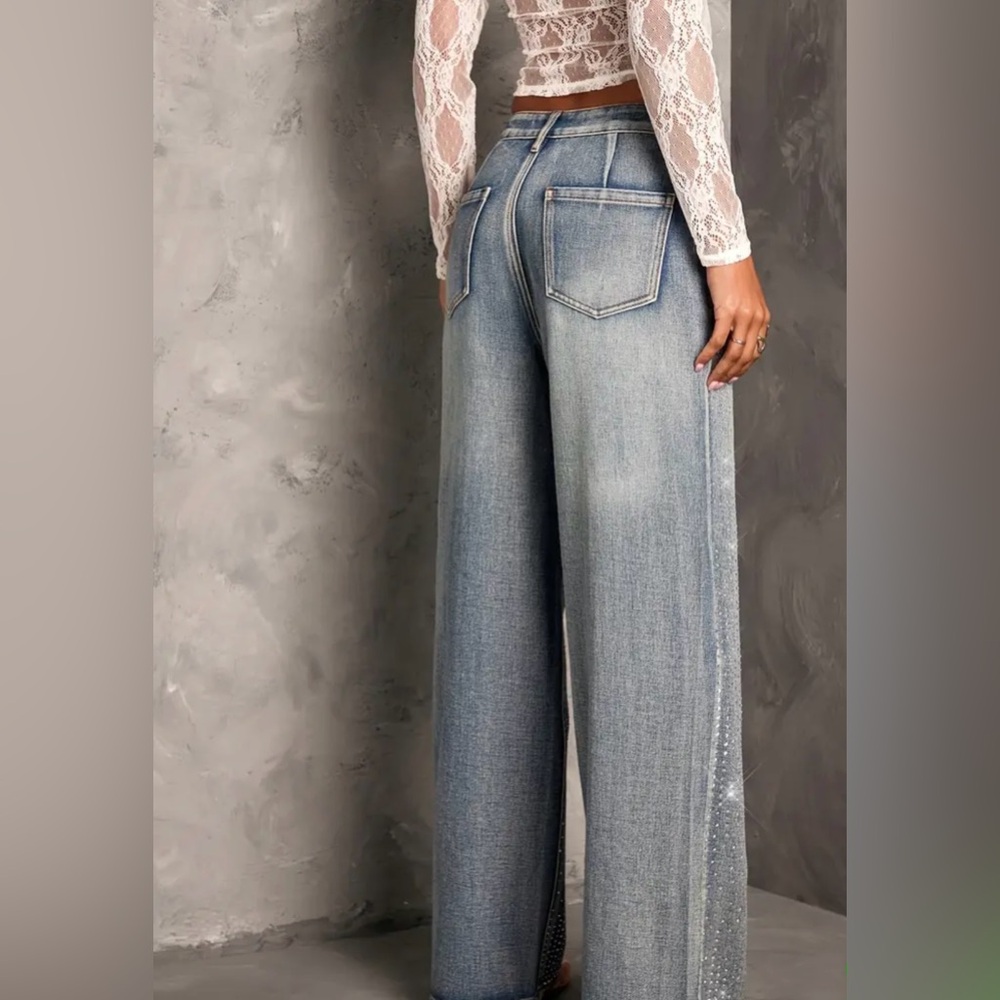 Rhinestone Embellished Jeans. Blue. Size Small. NWT. - Picture 2 of 4